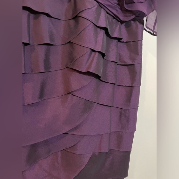 Adrianna Papell Silk Purple V-Neck Sleeveless Zipper Ruffle Formal Dress Size14W - Picture 5 of 12